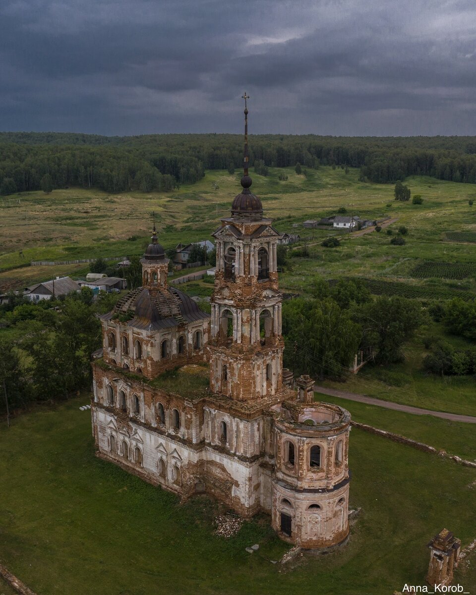 Звонница Далматовского монастыря