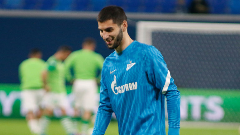 Где играет адама. Адамов Зенит 2022.