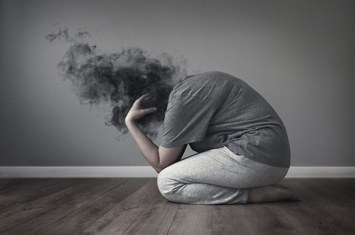 https://ru.freepik.com/free-photo/composition-for-depression-and-mental-disorder_41550081.htm#query=%D1%82%D1%80%D0%B5%D0%B2%D0%BE%D0%B3%D0%B0&position=1&from_view=search&track=sph#position=1&query