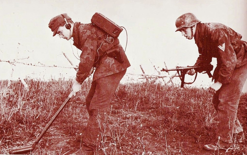 Немецкие саперы второй мировой. Германский сапёр 1 мировой. Драгон 6024. Немецкий сапер. Миниатюра german sturmpioniere kursk 1943.