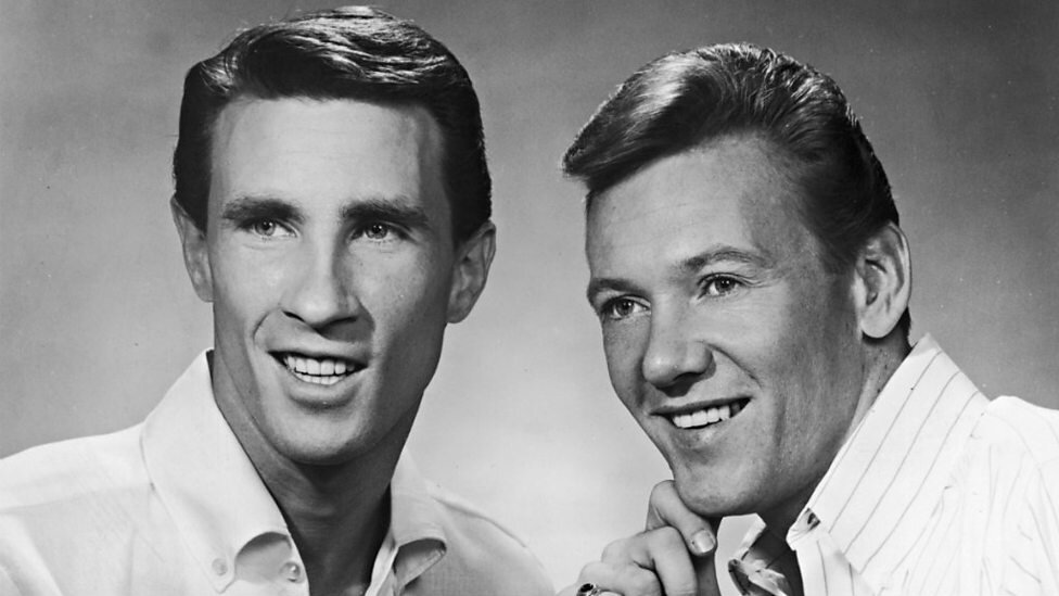 Американские дуэты. The Righteous brothers. The Righteous brothers Unchained Melody. Brothers the Righteous brothers. The Righteous brothers фото.