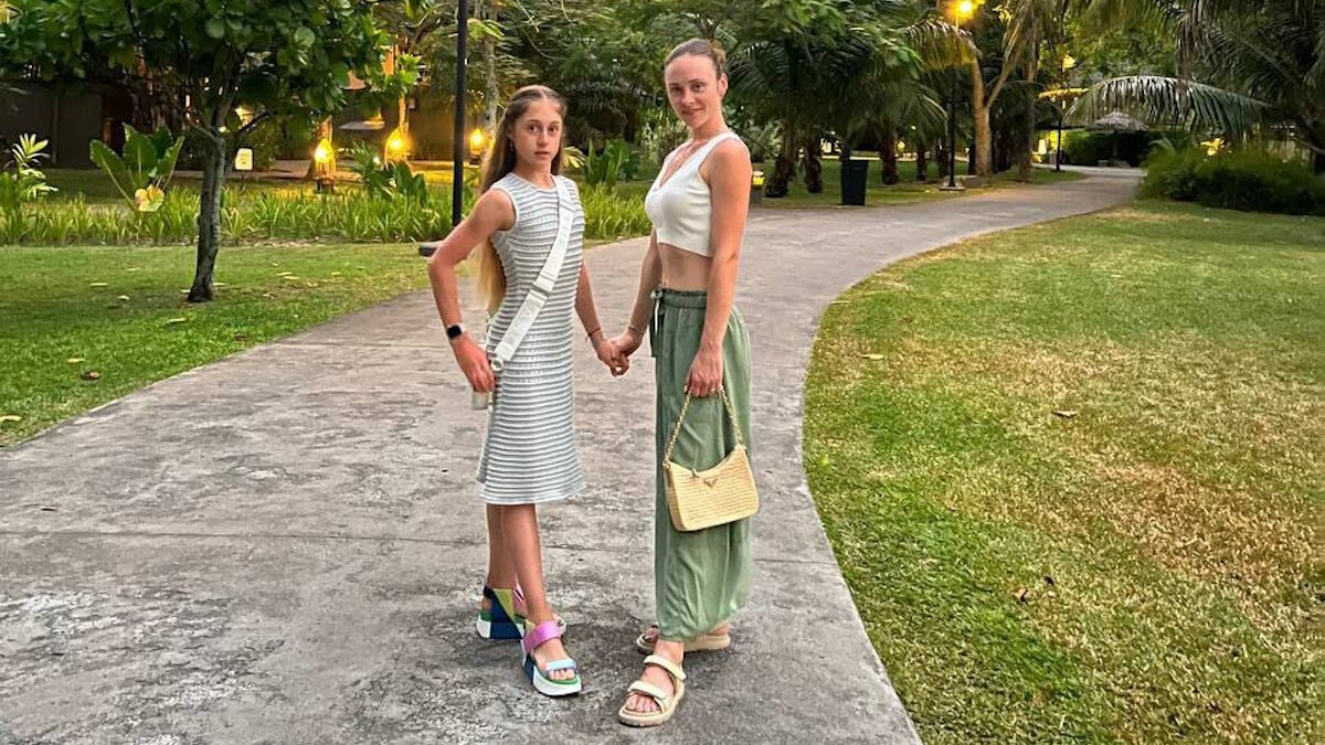    Алина Горбачева и Софья Федченко на отдыхе в Сочи. Фото: соцсети фигуристки.
