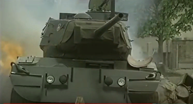 Кадры из фильма «В Сантьяго идёт дождь»