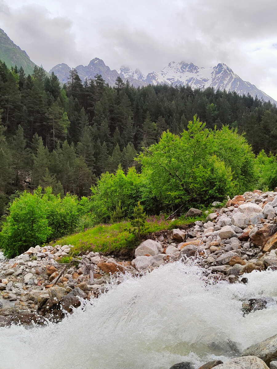 Ущелье Адыр Су водопад