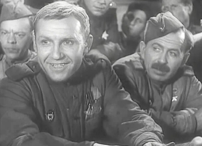 Фото: кадр из фильма "Сын полка"