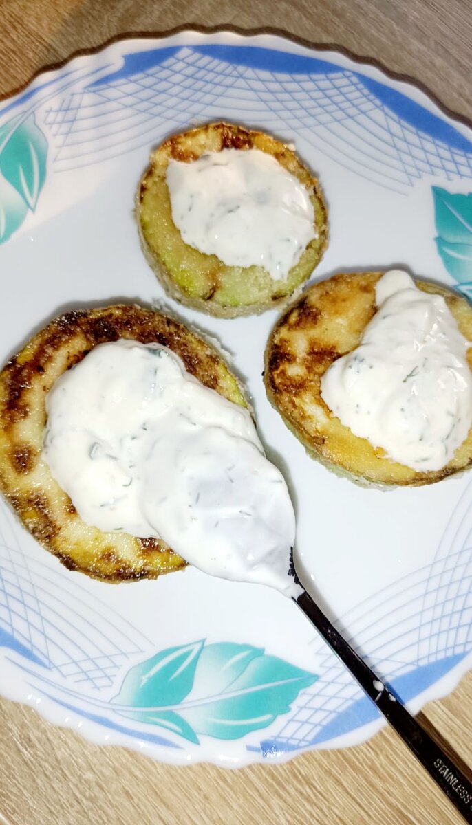 Готовые кабачки.