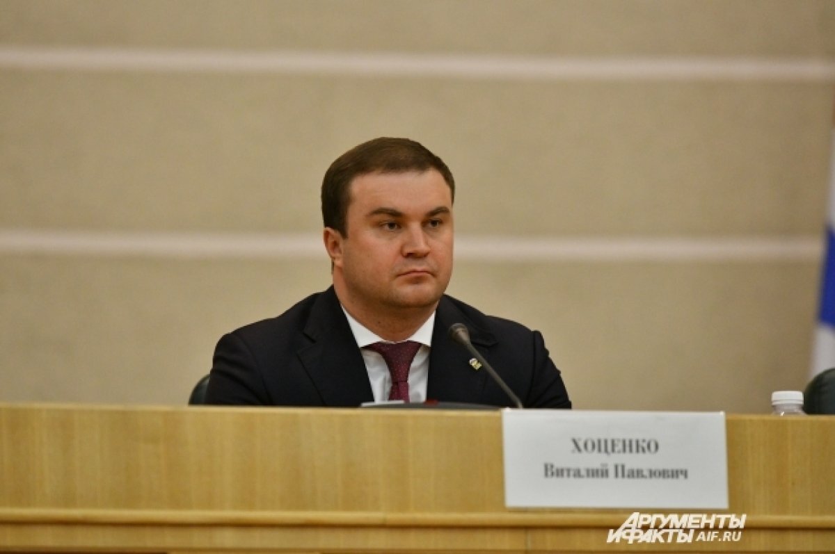    Губернатор Омской области Хоценко уволил главу минцифры региона Ключенко