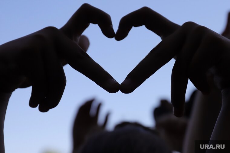    Под открытым небом артисты исполнили произведения Моцарта и романсы Рахманинова