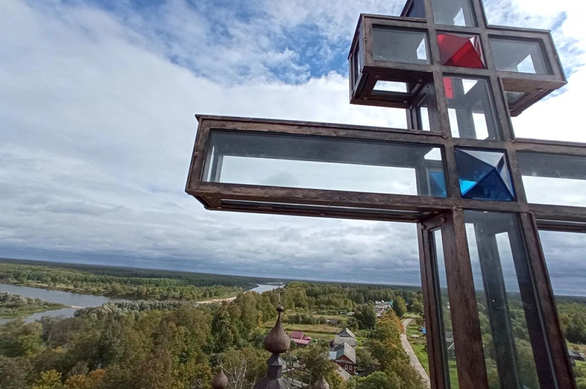    На единственные в мире объёмные православные кресты сегодня приезжают посмотреть со всей России.