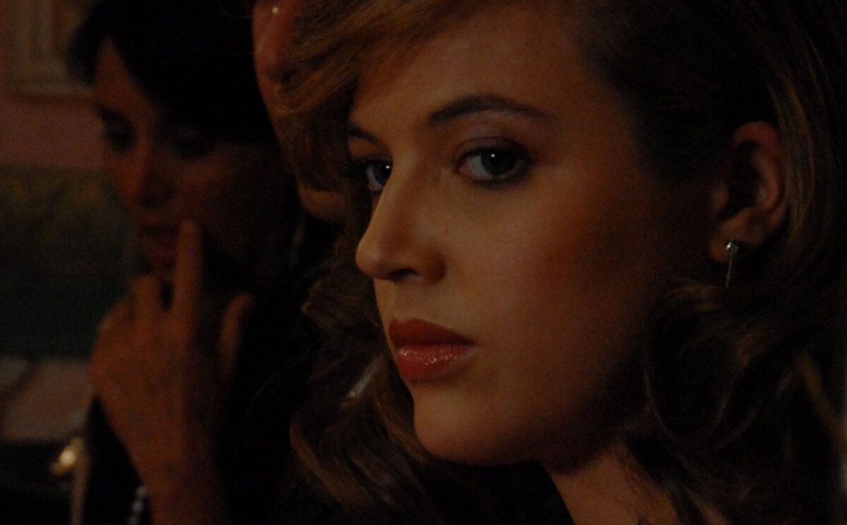 Кадр из фильма "Причуды одной блондинки" (2009)