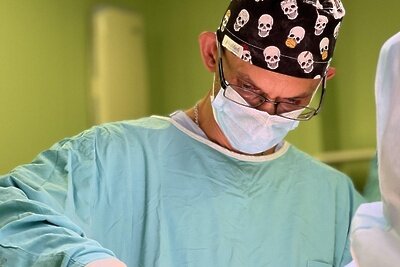    Заведующий операционным блоком МОДКТОБ Хохлов Сергей Васильевич © Пресс-служба Министерства здравоохранения Московской области