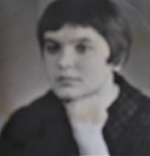 фото не очень, другого не нашла.. молодая Надя