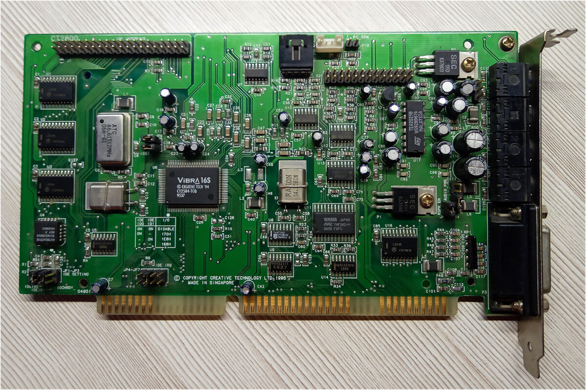 Звуковая карта Creative Sound Blaster VIBRA 16 CT2800 (из моей коллекции).