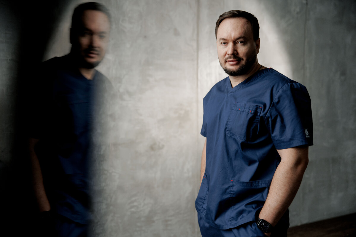 Пластический хирург Пётр Викторович Дирксен