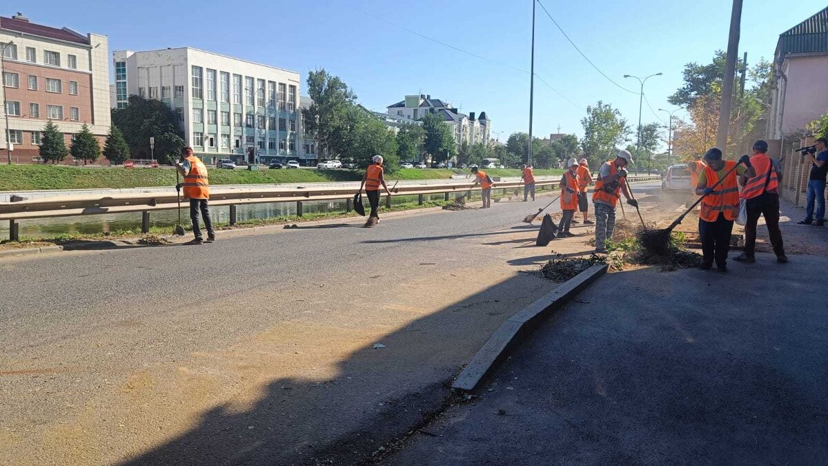 работы на набережной
