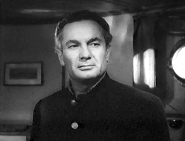 Капитан Емельянов (Иван Переверзев), кадр из фильма "Иду к вам!" (1961)