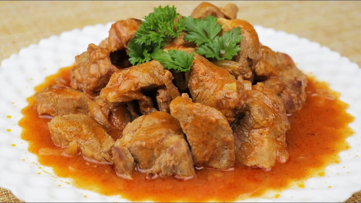 Печень гуляш мясо