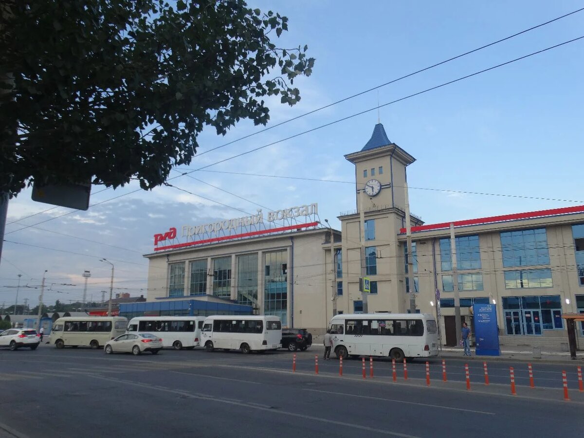 пригородный вокзал ростов