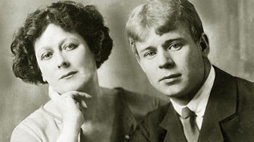 ФОТО : wikipedia.com / Сергей Есенин и Айседора Дункан, 1923 год