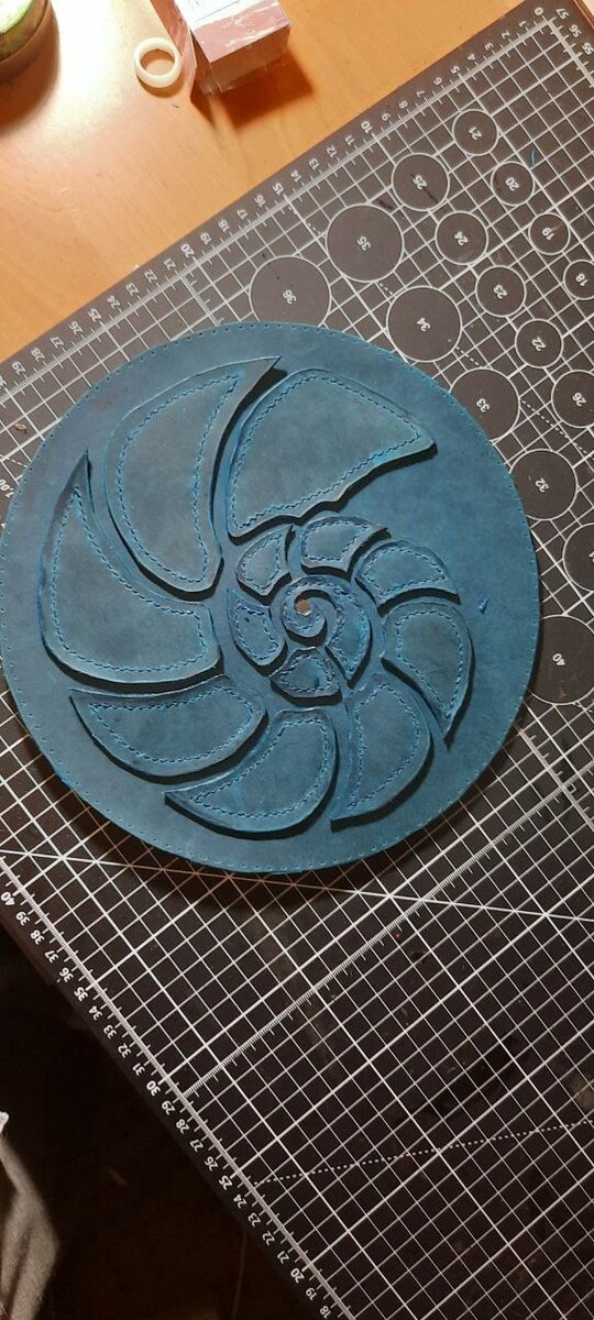 Процесс создания многодетальной сумки-ракушки