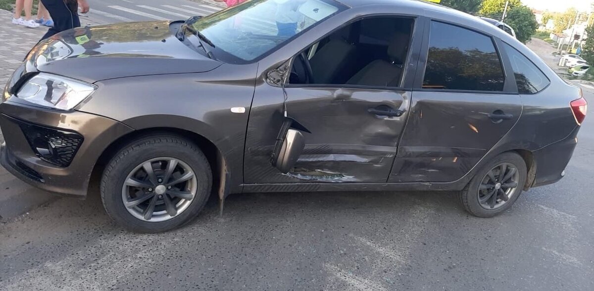    В Соль-Илецке подросток на питбайке столкнулся с «Ладой Грантой» и попал в больницу Кристина Просвиркина