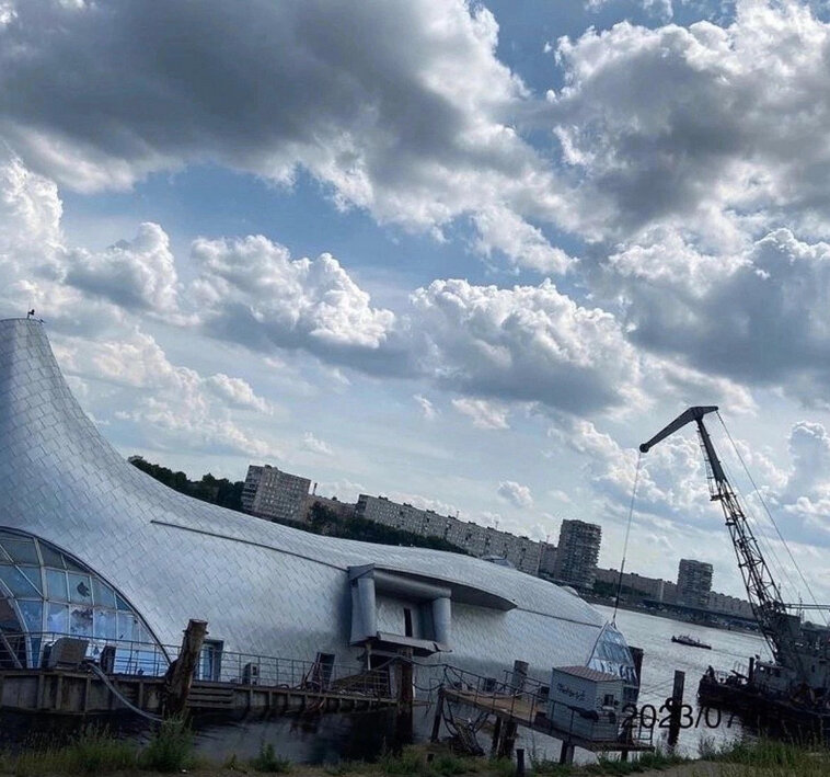    Фото: Telegram-канал Мегаполис | ДТП и ЧП | Санкт-Петербург.