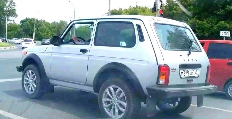 Листайте вправо, чтобы увидеть больше изображений