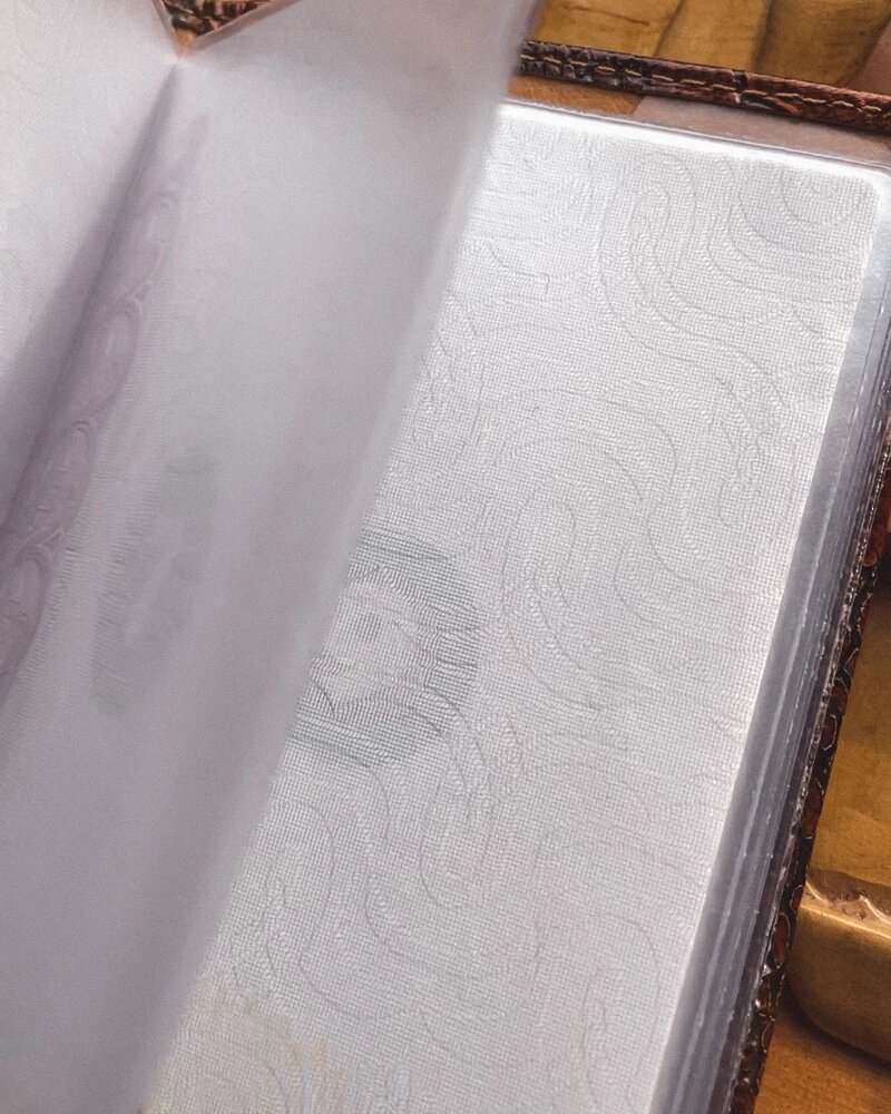 Листайте вправо, чтобы увидеть больше.