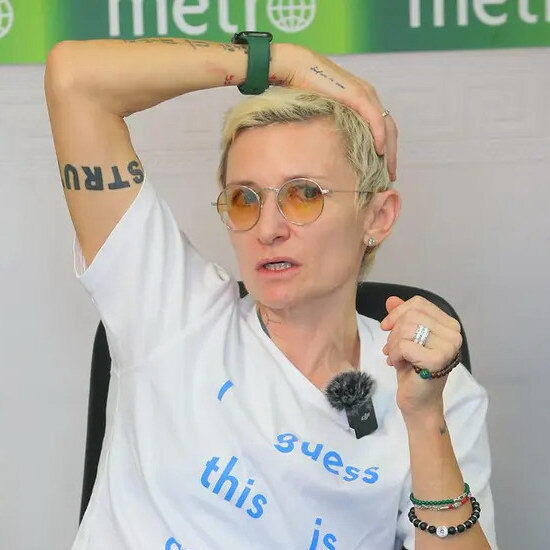     Диана Арбенина рассказала про 30 лет рок-н-ролла без алкоголя и наркотиков