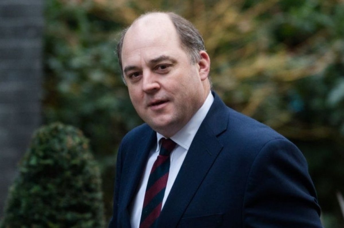    Telegraph: США не захотели видеть Уоллеса главой НАТО из-за позиции по F-16