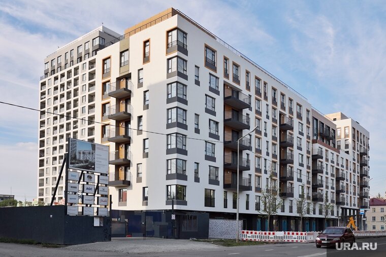    Власти просят застройщика не подключаться к проблемам с новой школой