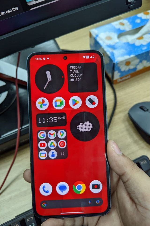    Nothing Phone (2) показали на реальных снимках [ФОТО]