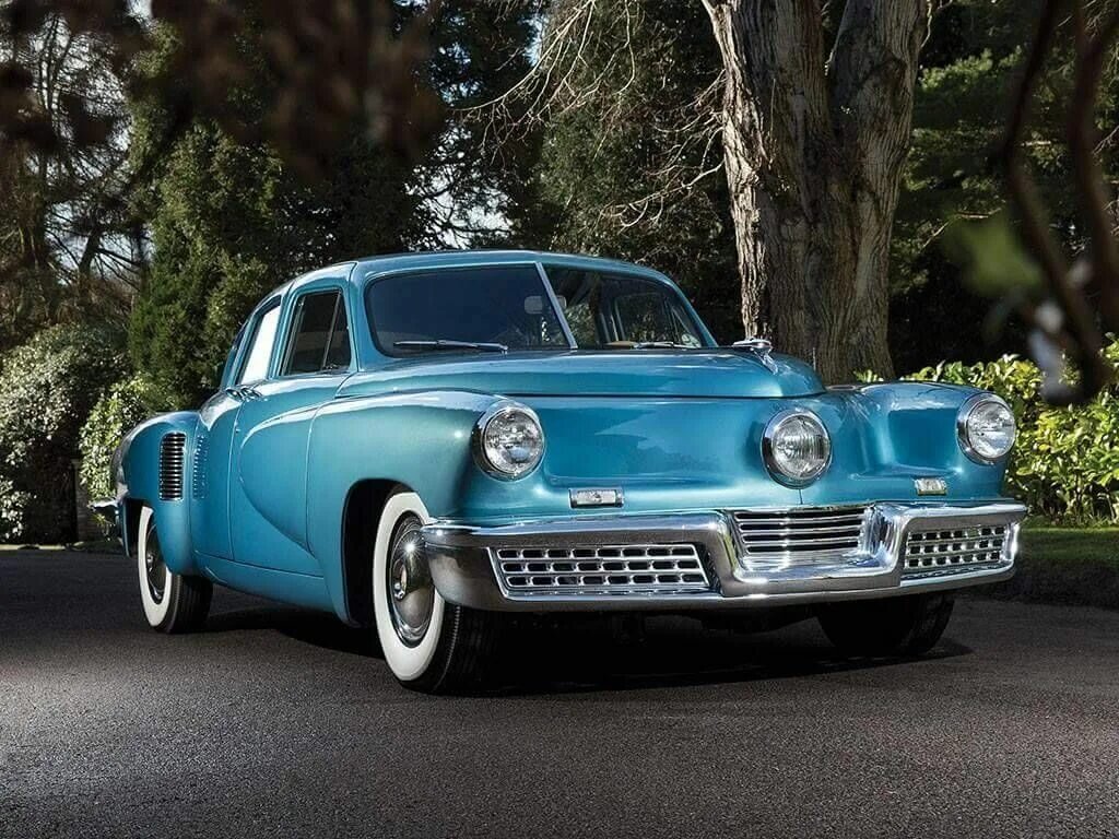 Дорогой старый автомобиль. Tucker Torpedo 1948. Такер Торпедо 1948. Tucker 48 Torpedo sedan. 1948 Tucker 48 Torpedo sedan.