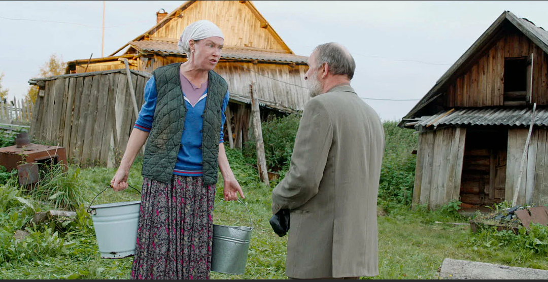 Гришка пытается найти подход к Татьяне