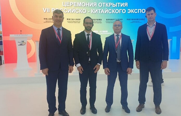 Андрей  Гончаров, Лев Решетников, Юрий Петухов и Вадим Васильев на открытии  Российско-Китайского ЭКСПО. Фото пресс-центра правительства  Новосибирской области