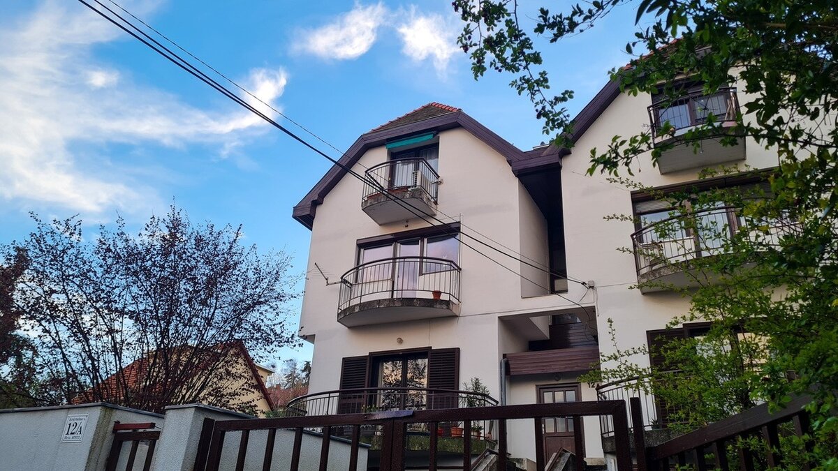     Банк ДОМ.РФ представил новую программу финансирования строительства индивидуальных жилых домов по договорам подряда с использованием эскроу-счетов.