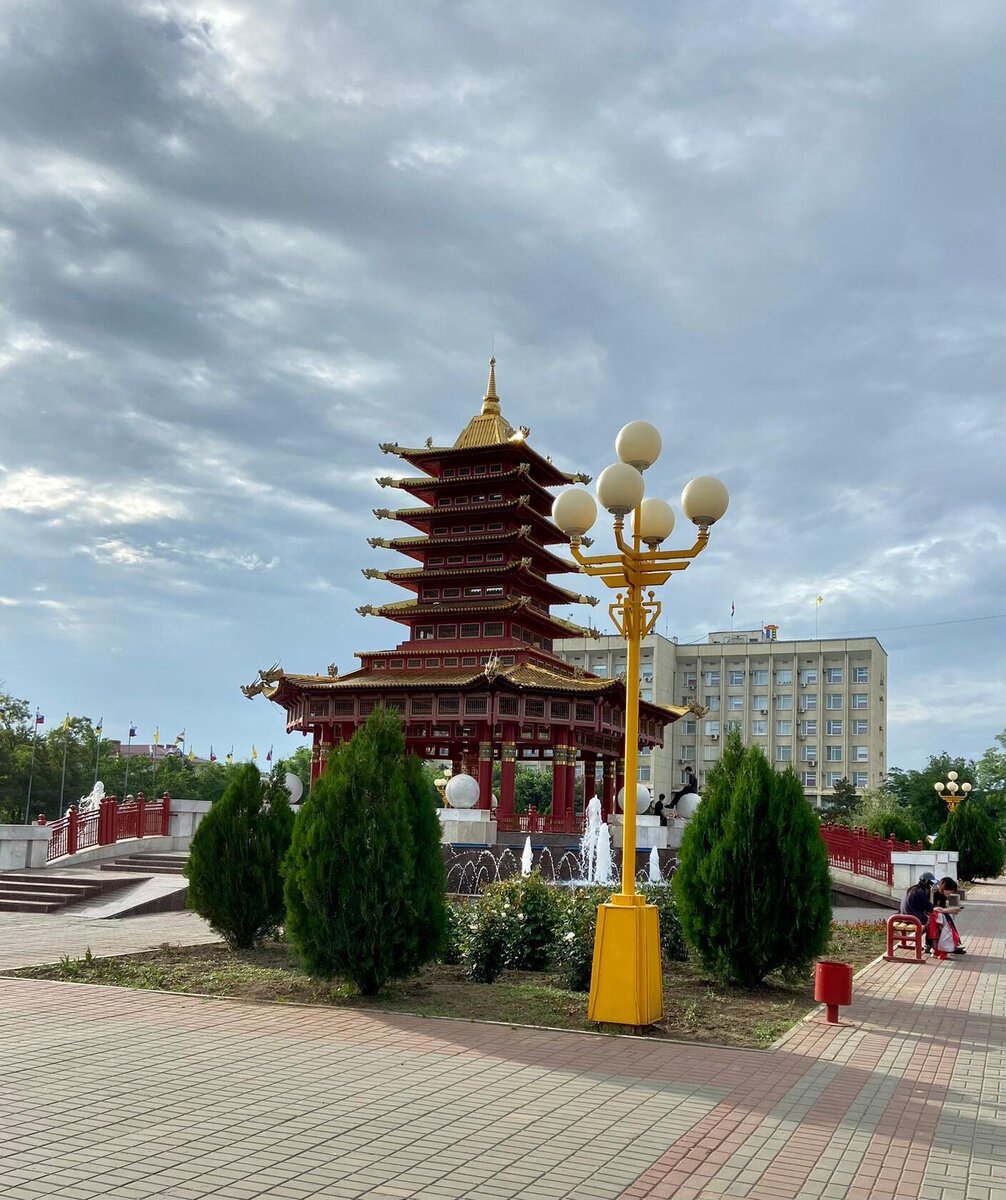 площадь ленина элиста