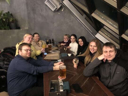 Поставщики и спонсоры контента	