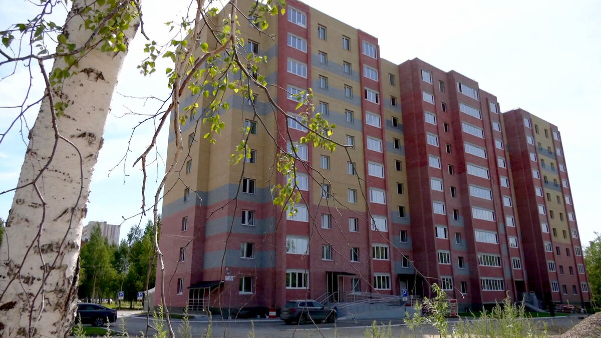    В Нефтеюганске завершили строительство многоквартирного дома из числа «проблемных»