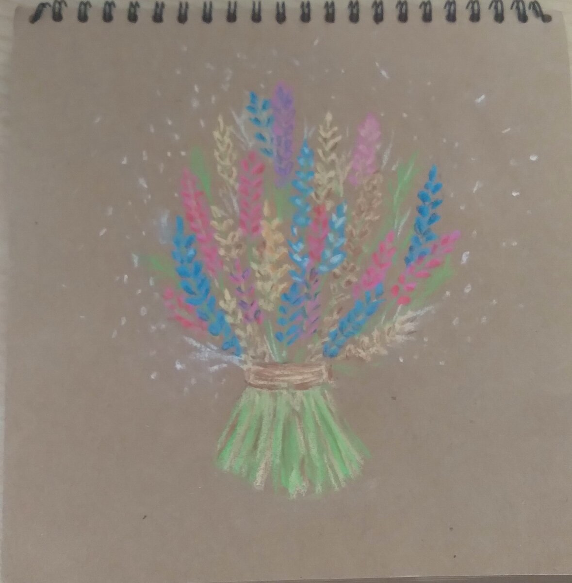 Фото автора. Рисунок тоже из арт-процесса.