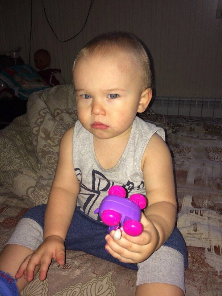 Никита совсем малыш. 