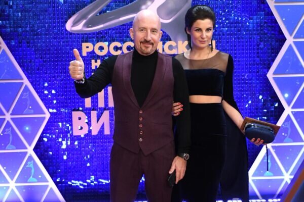      Евгений Григорьев и Елизавета Крапивина, фото: gazetametro.ru