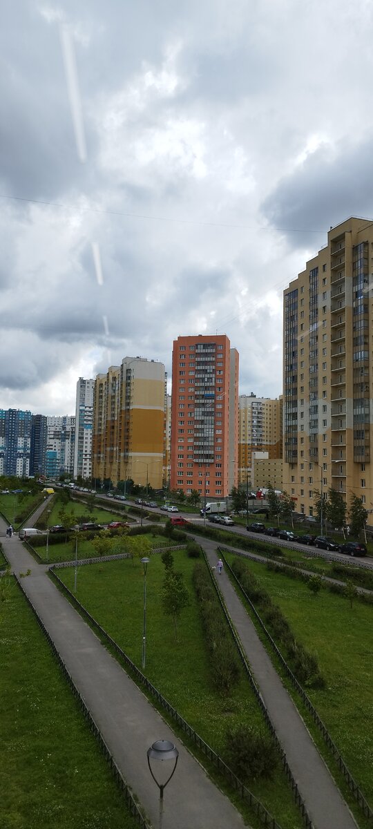 Снимала вчера из окна фитнес-клуба, куда ко мне на тренировку пришло аж 23 человека😲