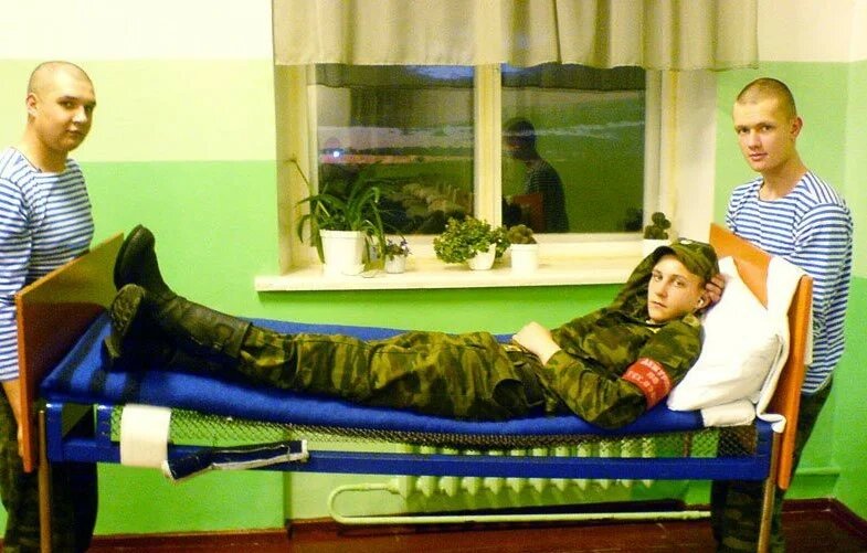 Деды издеваются. Деды издеваются. Деды издеваются. Деды издеваются. Деды издеваются.