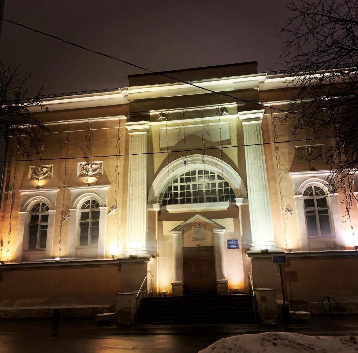 Голицынская больница, ныне Первая Градская © "Покажу Москву" 