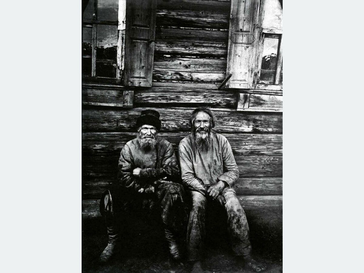 Именно так выглядели 95 процентов мужского населения