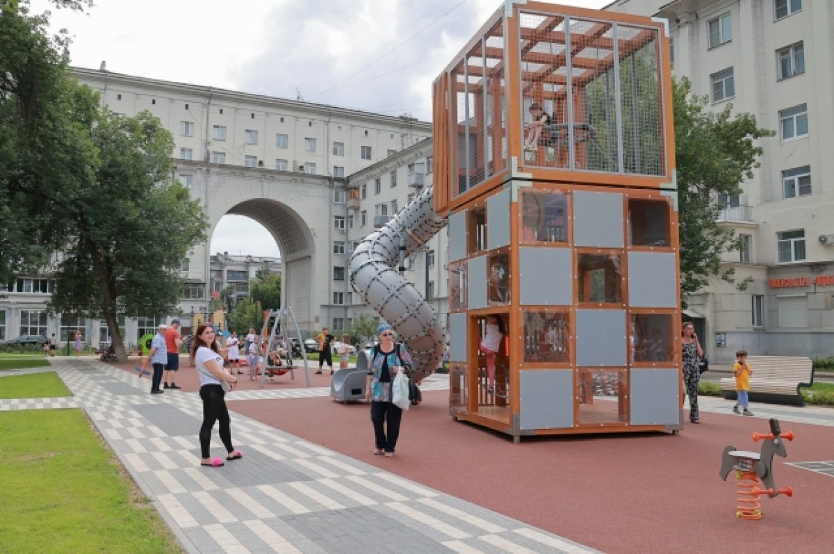    Сквер с игровой зоной благоустроили в серобусыгинском квартале Автозавода