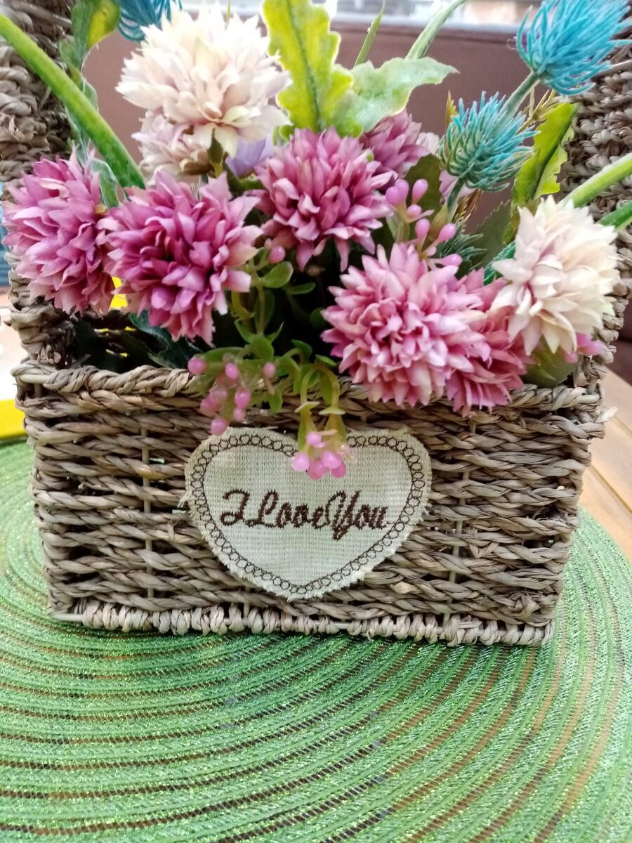 снимок сделан автором канала на тему "подарки от жизни большие и маленькие"