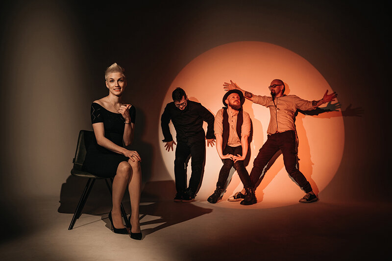 Thurau. Книги 18 +. Foretaste – beautiful creatures ep. Pretty lost. Pretty lost.