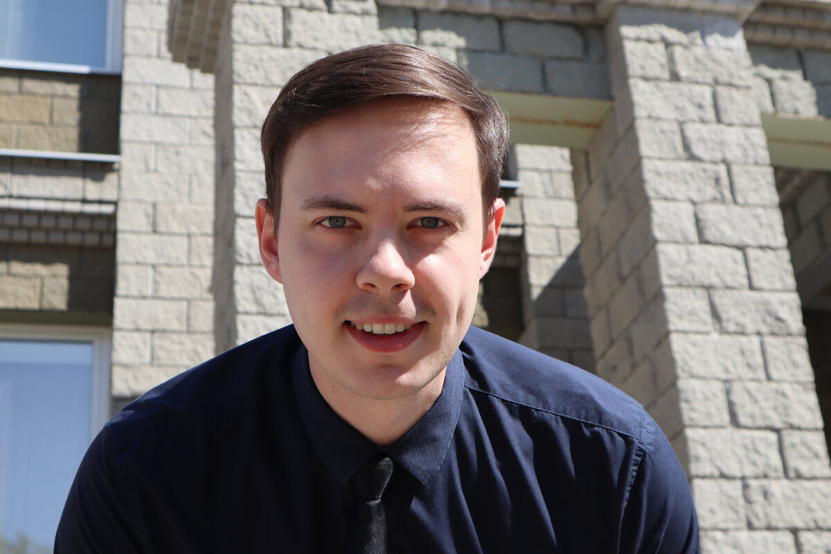 Это я радуюсь заработку на своих телеграм каналах;)